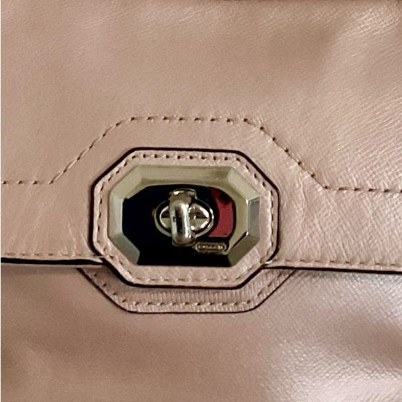 Coach Black Campbell Turnlock Leather Crossbody Camera Bag (COACH F24843) - Picture 8 of 10